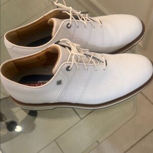 FootJoy White Leather Golf Shoes with Spikes with white croc print on the sides